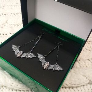 Betsey Johnson Sparkle Bat Earrings 🎃 Vampire Halloween